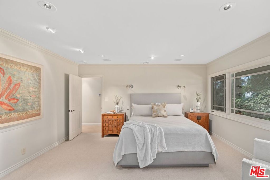 Little Holmby - Residential