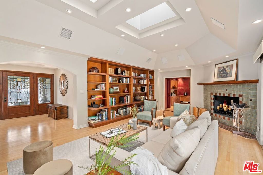 Little Holmby - Residential