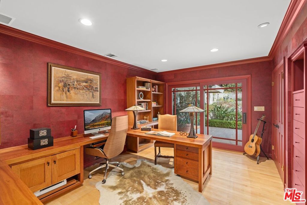 Little Holmby - Residential