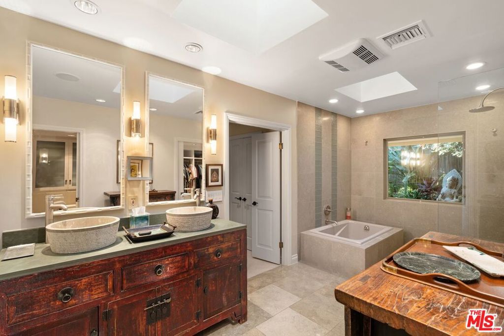 Little Holmby - Residential