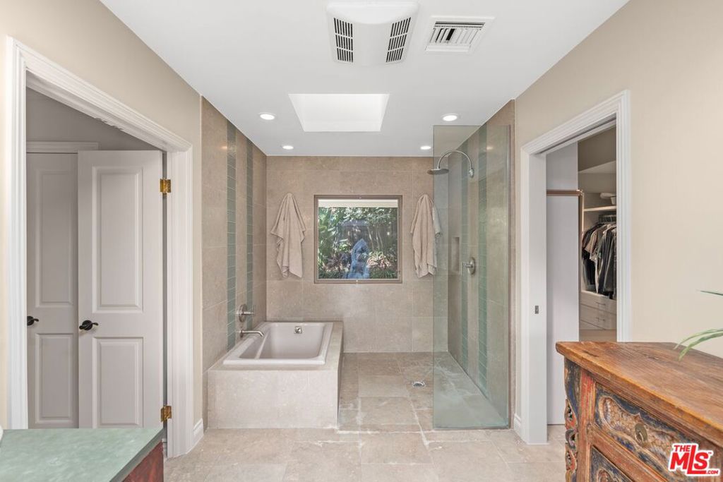 Little Holmby - Residential