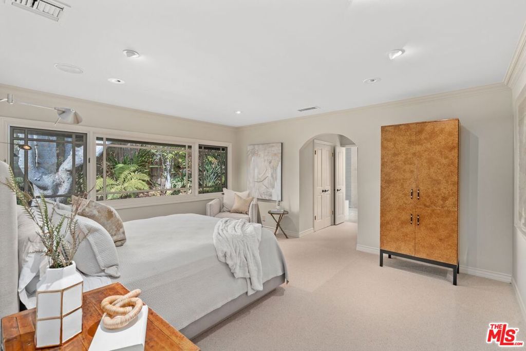 Little Holmby - Residential