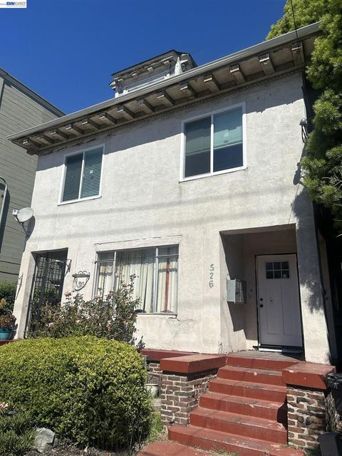 Photo of 528 41St St St, Oakland, CA 94609 (MLS # 41128265)