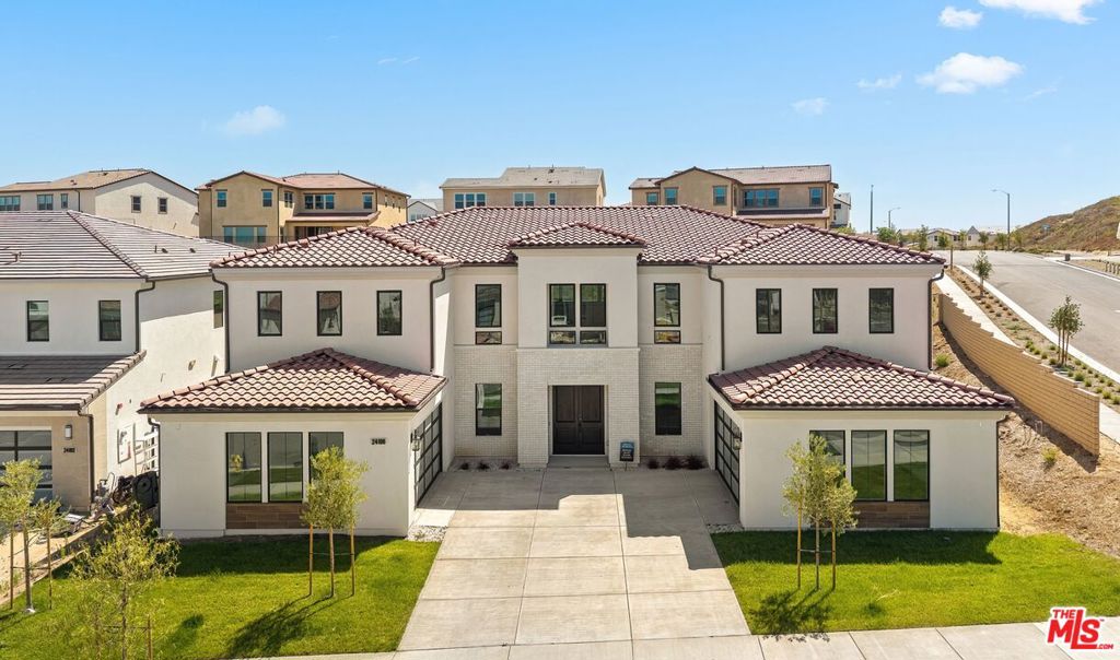 24198 Camino Cascada