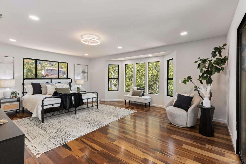 La Mesa - Residential