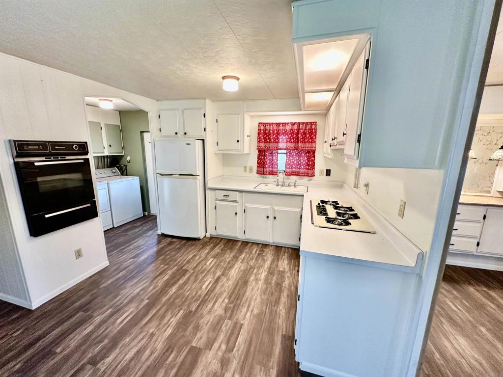 8301 Mission Gorge Road 204