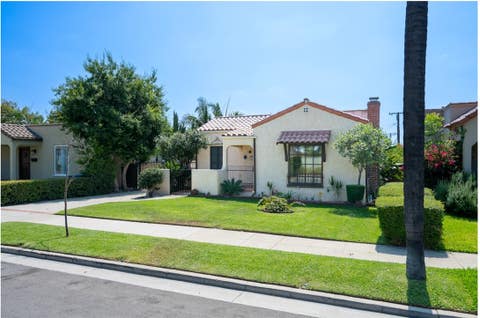 Photo of 424 W 11th ST, Azusa, CA 91702 (MLS # WS26187576)