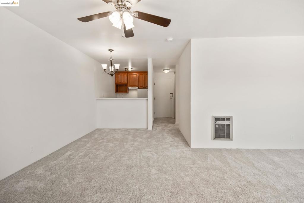PIEDMONT AVENUE - Residential