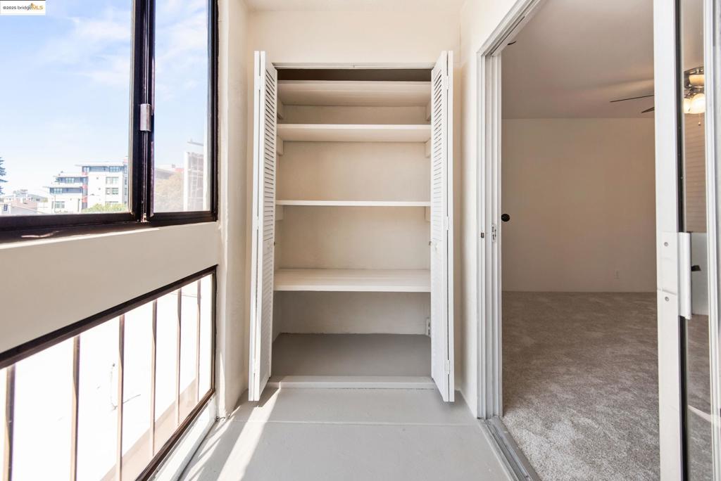 PIEDMONT AVENUE - Residential