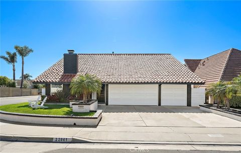 Photo of 22041 Jonesport Lane, Huntington Beach, CA 92646 (MLS # OC26117600)