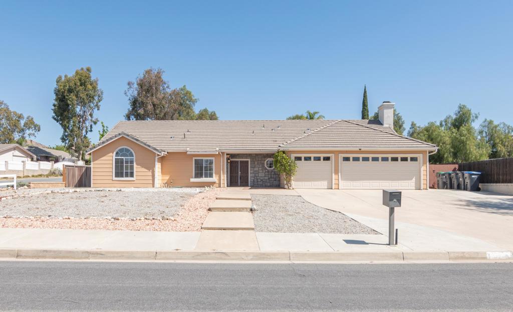 27250 Darlene Drive