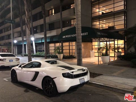 Photo of 600 W 9th Street #607, Los Angeles, CA 90015 (MLS # 25630045)