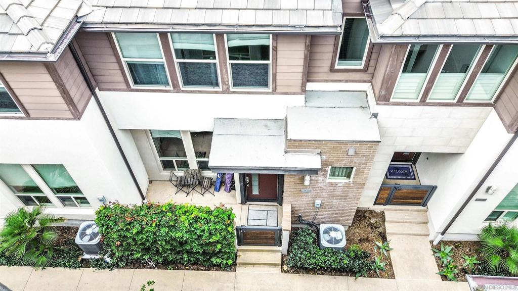 2406 Aperture Cir