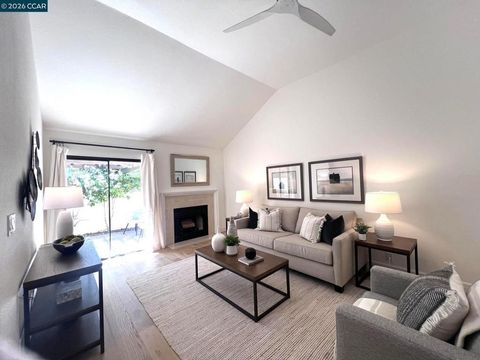 Photo of 589 Pimlico Ct CT, Walnut Creek, CA 94597 (MLS # 41135066)