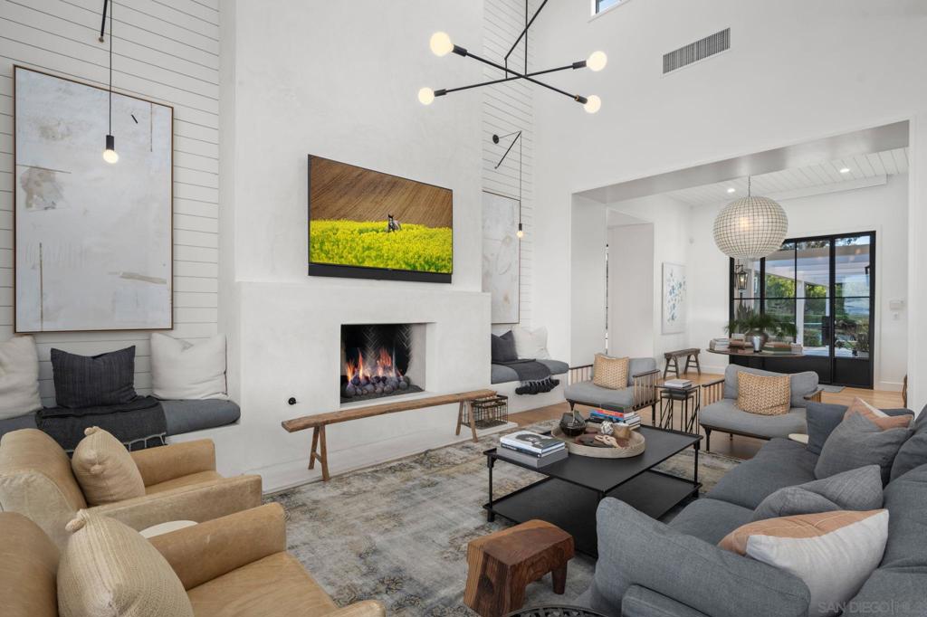 Rancho Santa Fe - Residential