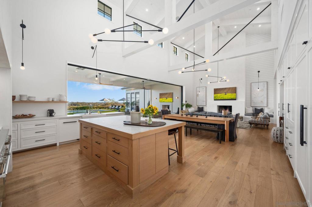 Rancho Santa Fe - Residential