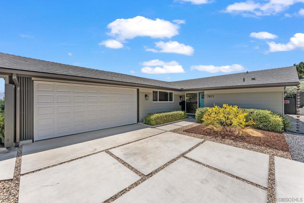 7871 Compass Lake Dr.