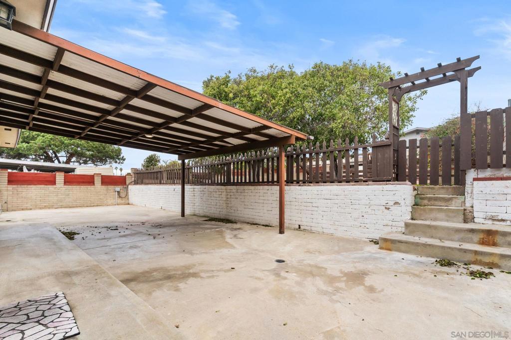 Paradise Hills - Residential