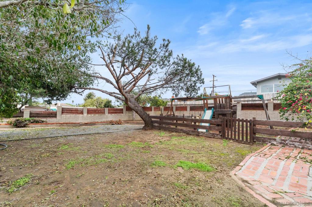 Paradise Hills - Residential