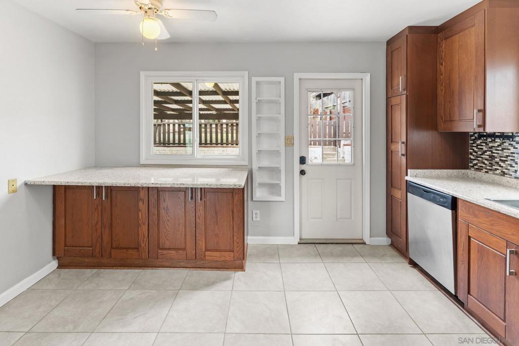 Paradise Hills - Residential