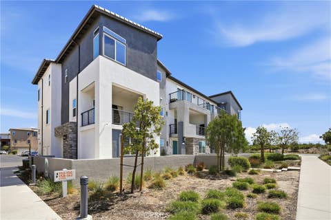 Photo of 164 Harrier, Irvine, CA 92618 (MLS # PW26182430)
