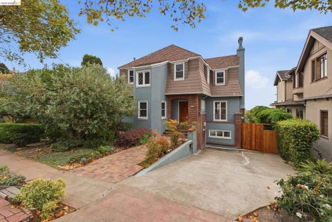 Photo of 824 Oxford St ST, Berkeley, CA 94707 (MLS # 41149099)