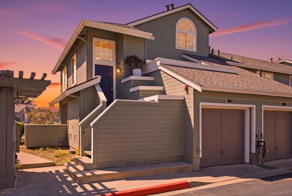 1902 Jameston Lane