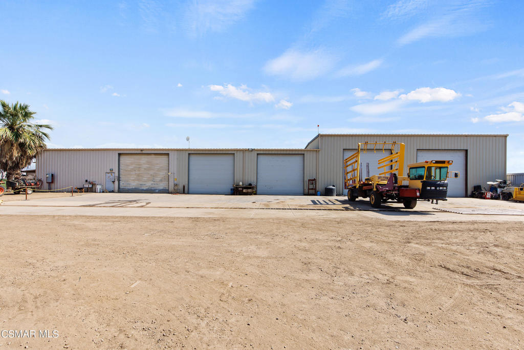 Not Applicable - 1007242 - Land