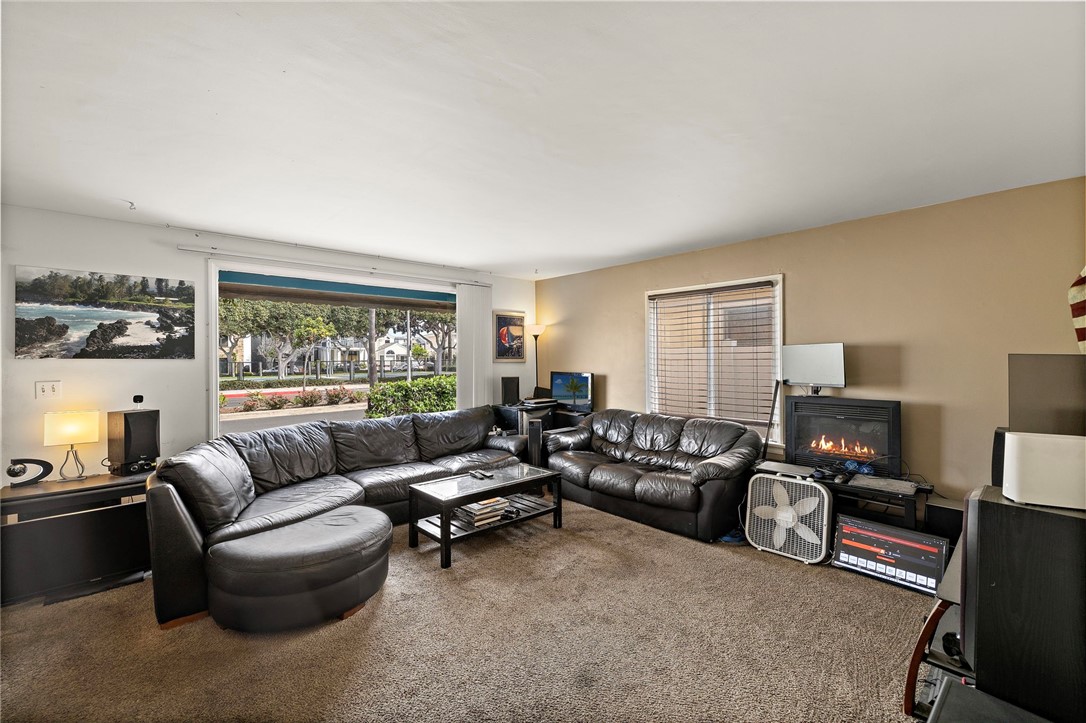 Central Newport (CNEW) - Residential Income