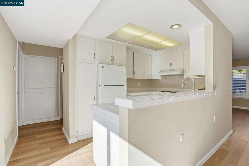 ROSSMOOR - Residential