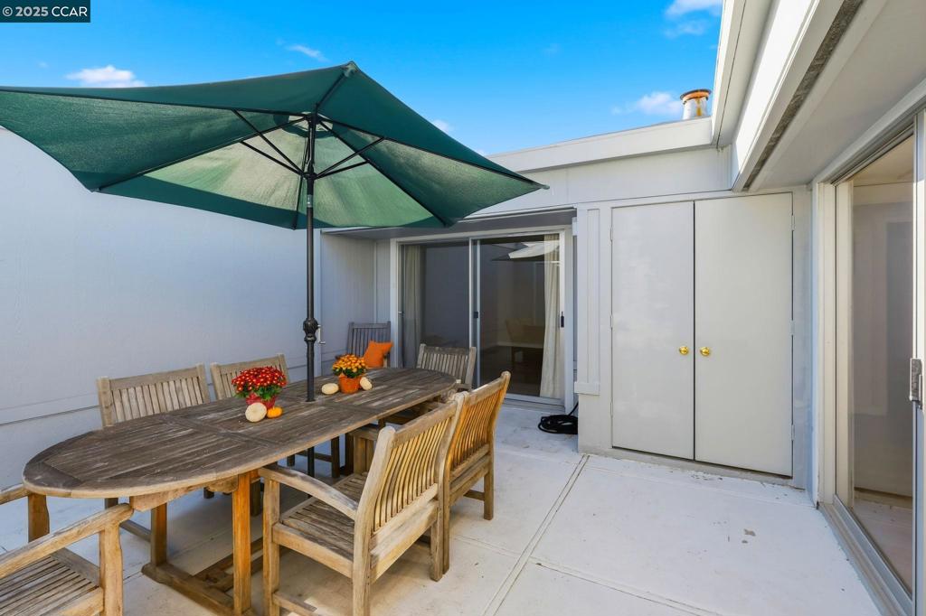 ROSSMOOR - Residential