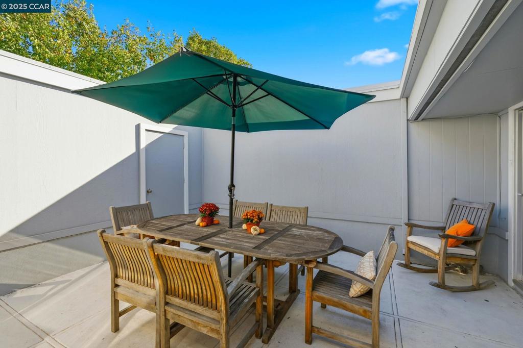 ROSSMOOR - Residential