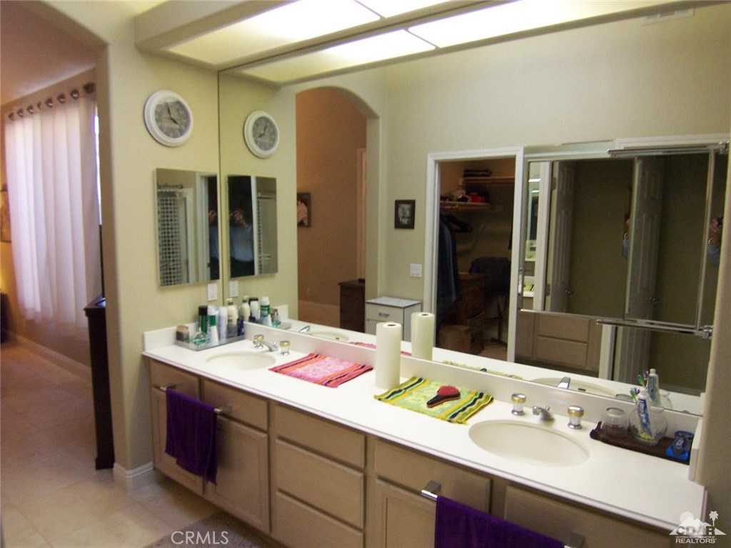 Oasis Country Club - Residential