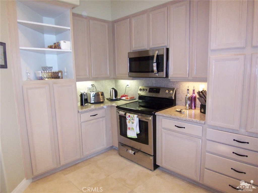 Oasis Country Club - Residential