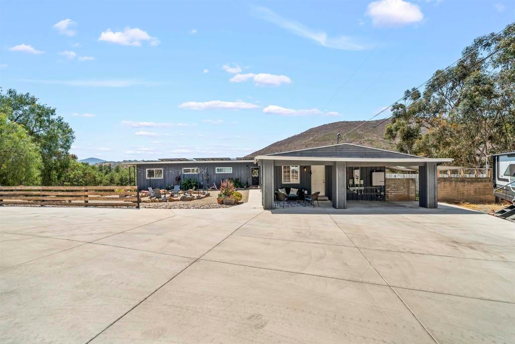 3268 3270 Peg Leg Mine Rd