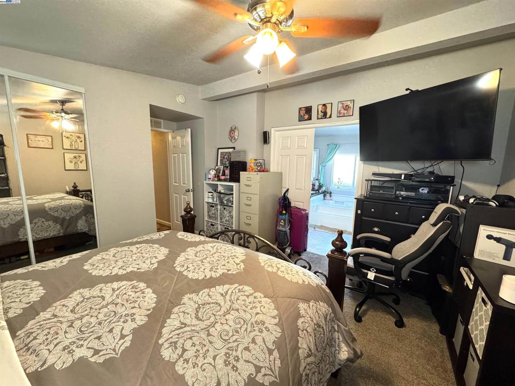 SUNNYVALE - Manufactured In Park