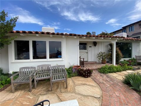 Photo of 857 Rincon Ln, Palos Verdes Estates, CA 90274 (MLS # SB25262403)