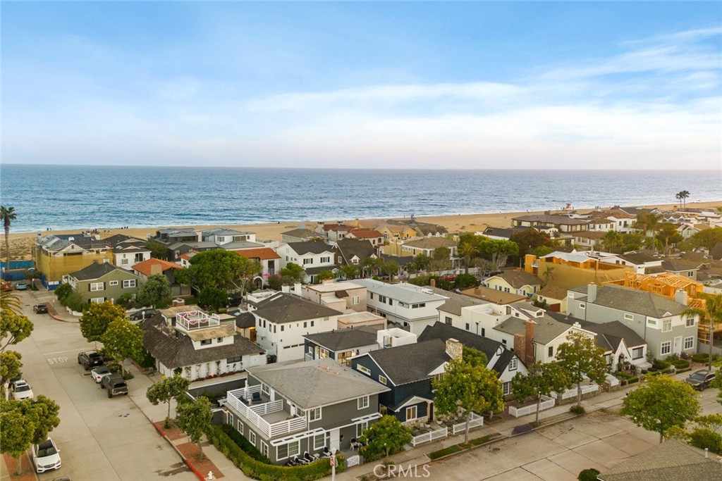 1585 Miramar Drive