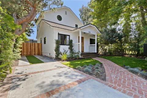 Photo of 636 Bay St, Santa Monica, CA 90405 (MLS # PW26077684)