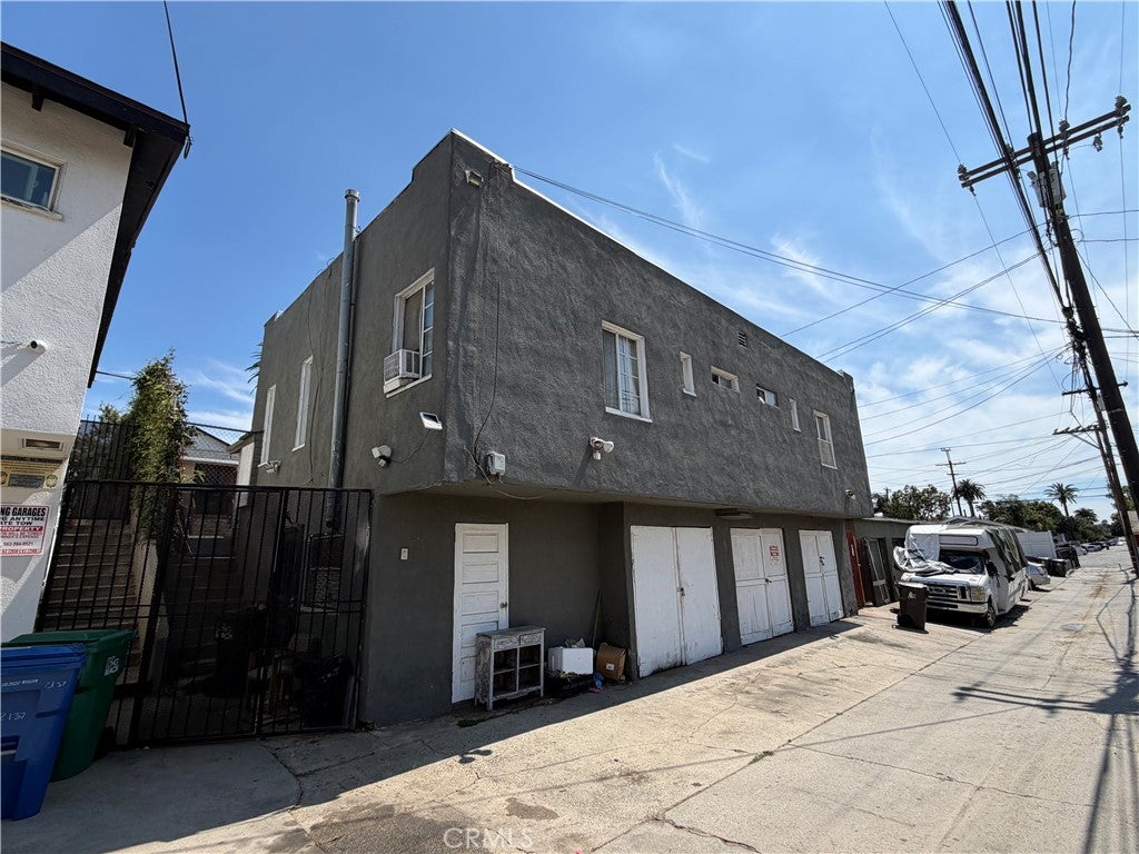 2129 Locust