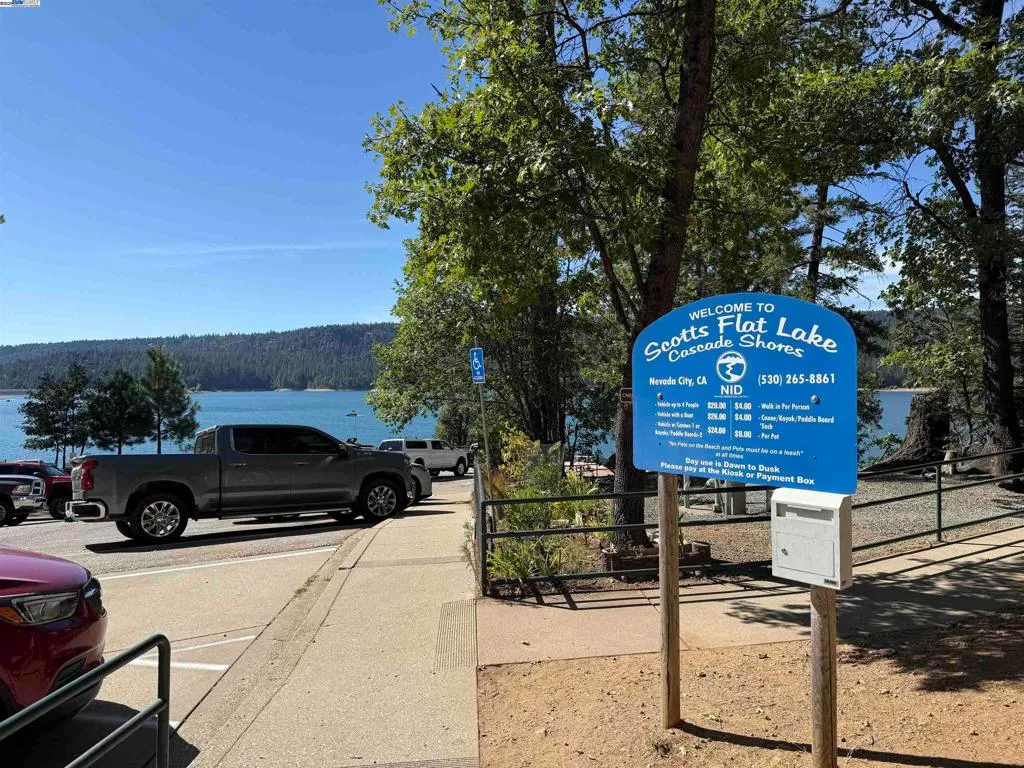 Nevada City, California 95959, United States, 3 Bedrooms Bedrooms, ,3 BathroomsBathrooms,Residential,Active,184690