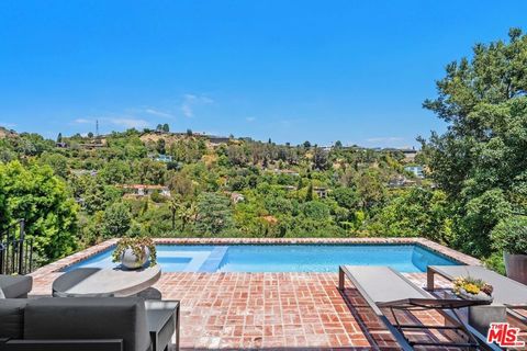 Photo of 2528 Carman Crest Drive, Los Angeles, CA 90068 (MLS # 26835335)