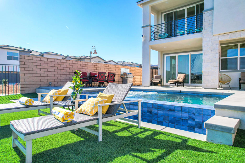 Terra Lago - Residential