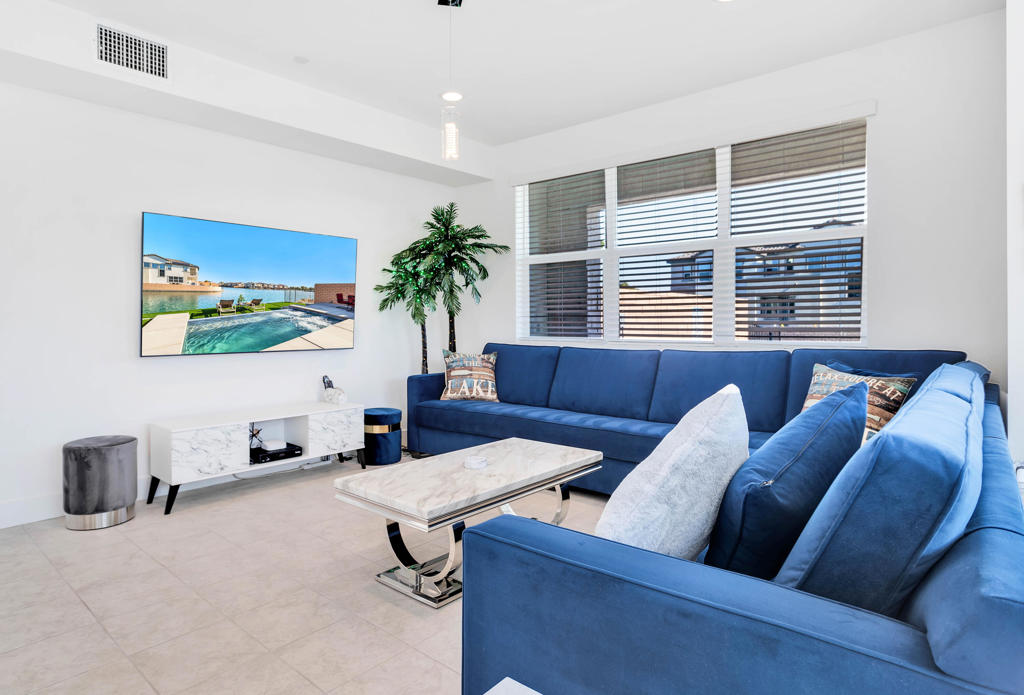 Terra Lago - Residential