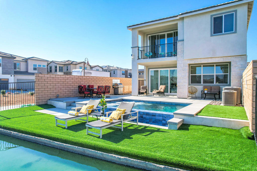 Terra Lago - Residential