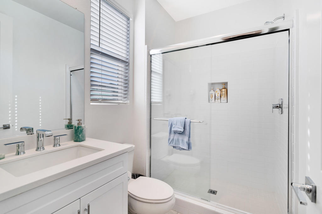 Terra Lago - Residential