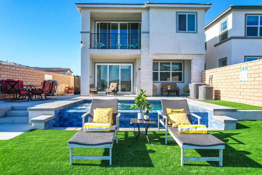 Terra Lago - Residential