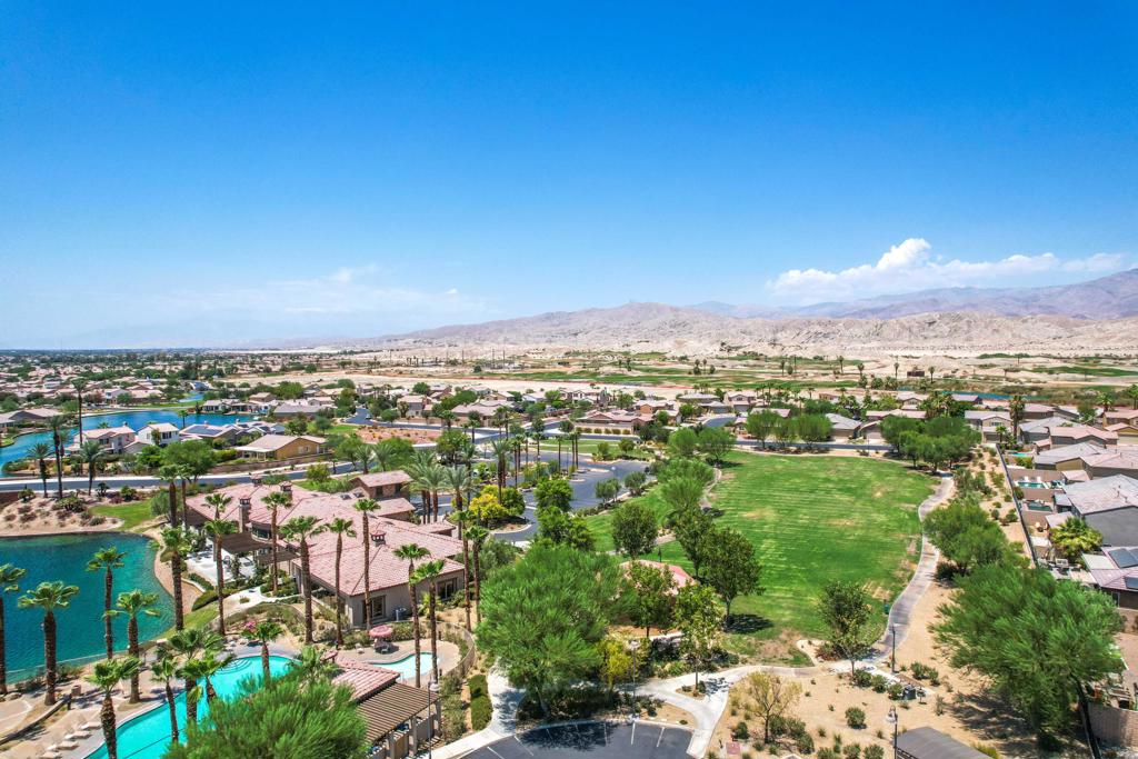 Terra Lago - Residential