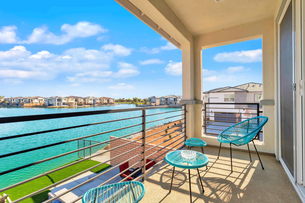 Terra Lago - Residential