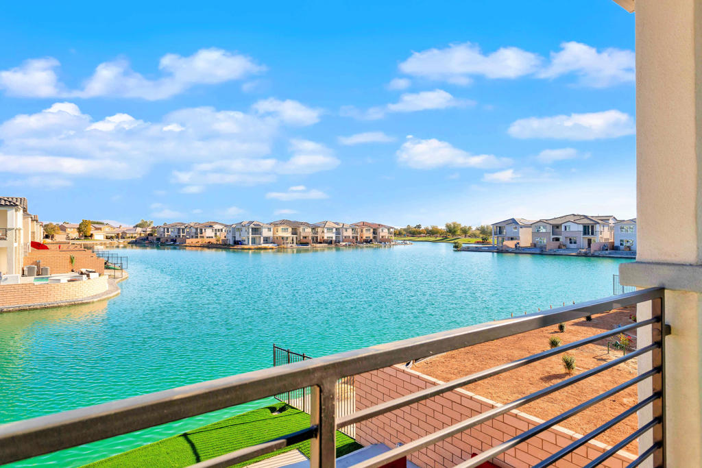 Terra Lago - Residential